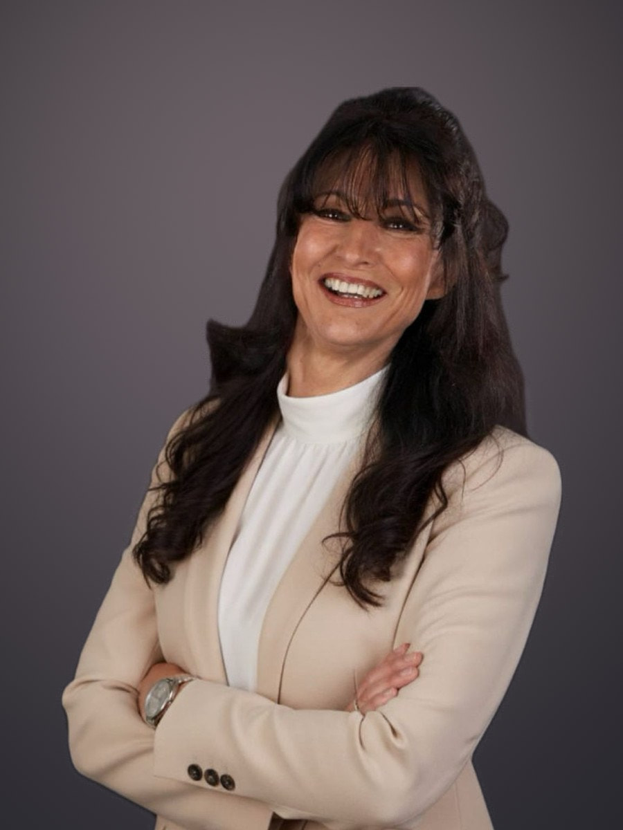 Daniela Gude — Sales Rhein-Main, Baake Sales Estates